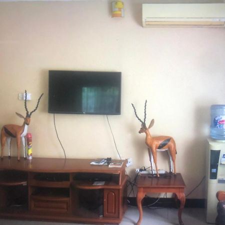 Tatys Homestay Dar es Salaam Eksteriør billede