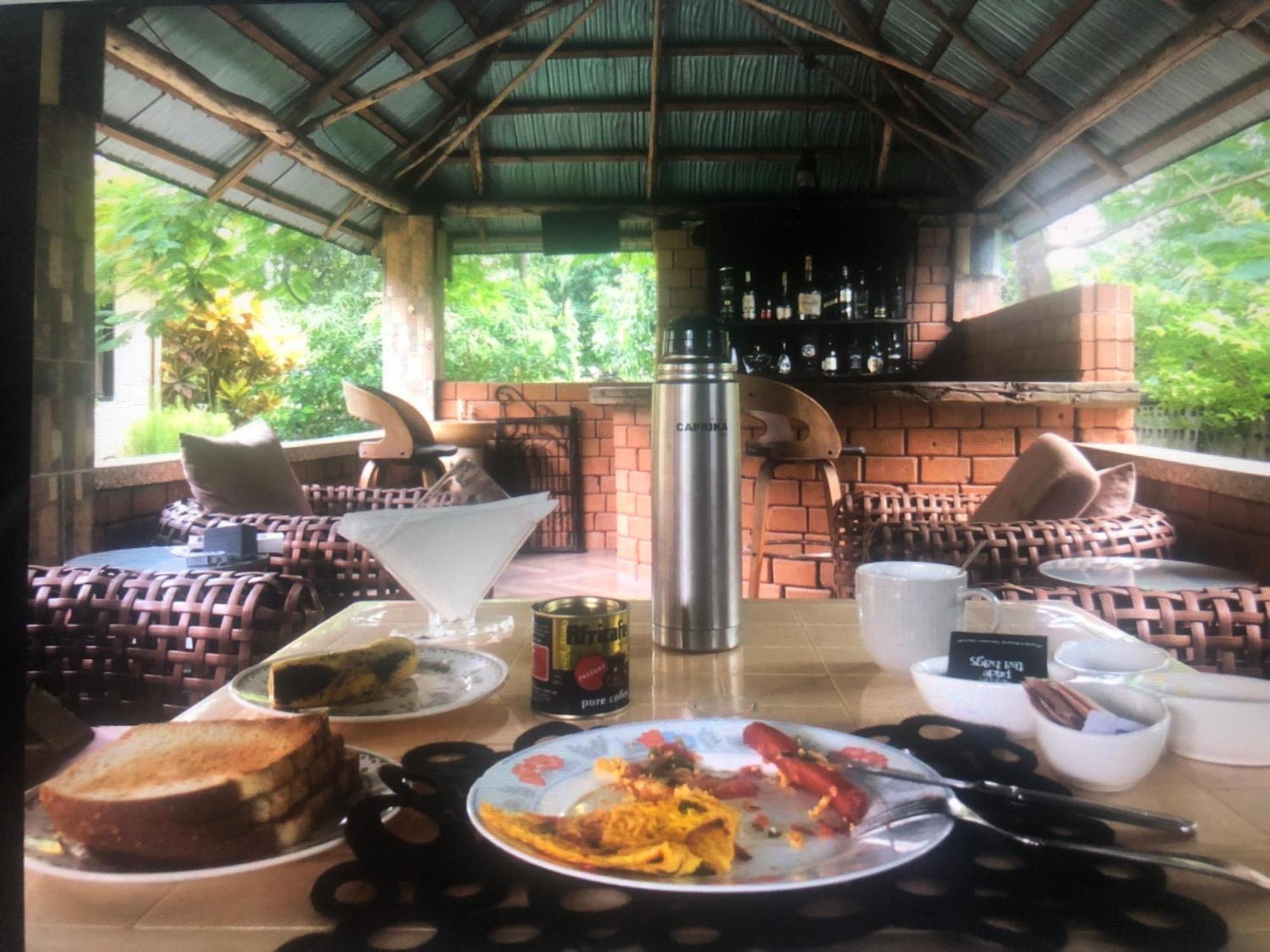 Tatys Homestay Dar es Salaam Eksteriør billede