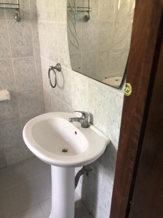 Tatys Homestay Dar es Salaam Eksteriør billede